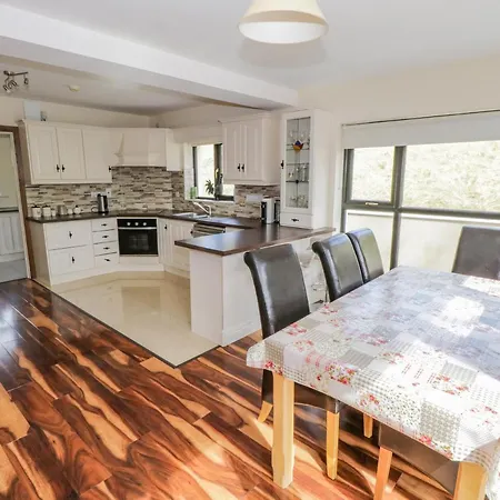 Hannon's Country Farmhouse * Ballymote